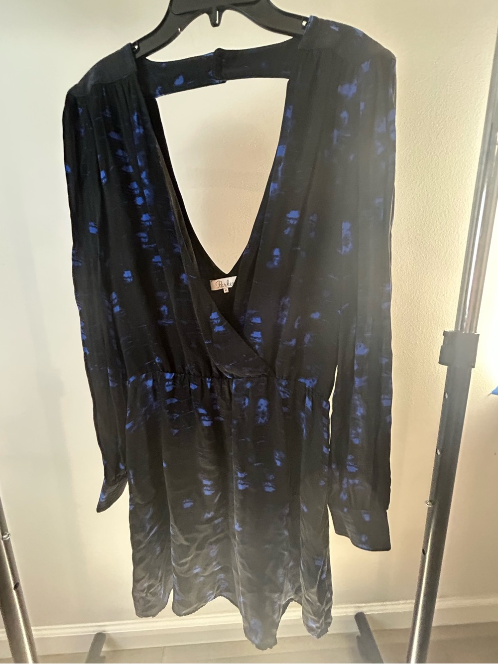 Parker Black & Blue Printed V-Neck Long Sleeve Silk Mini Dress